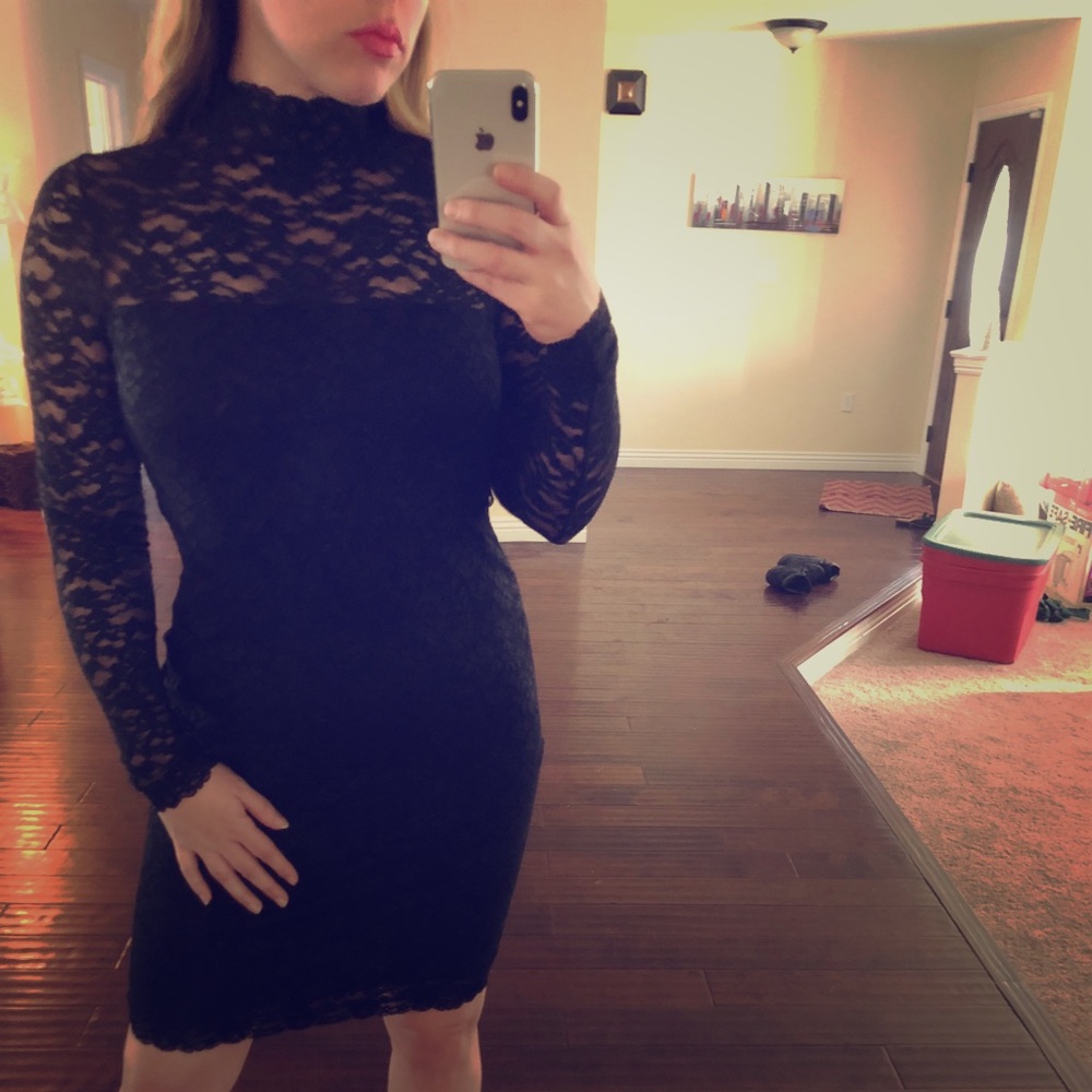 Long sleeve full lace black dress (LBD)